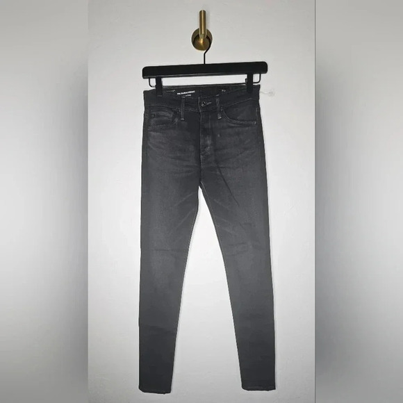 AG Adriano Goldschmied The Farrah Skinny High Rise Skinny Jeans in Washed Black - Picture 7 of 8